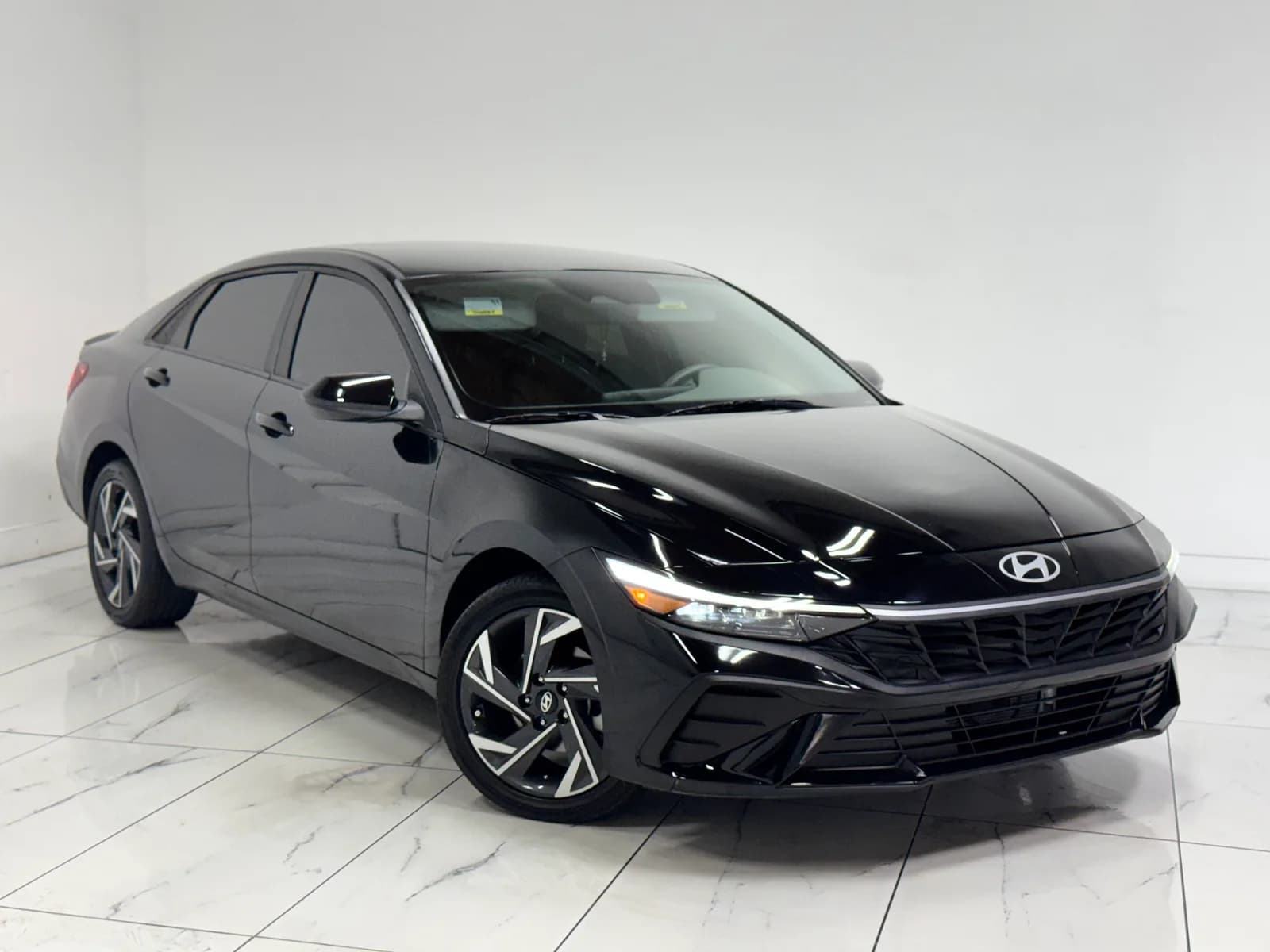 2025 Hyundai Elantra Blue, SEL Sport
