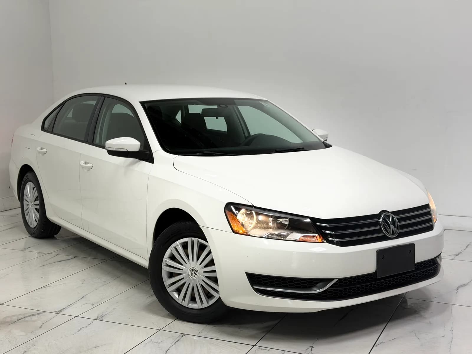 2014 Volkswagen Passat S
